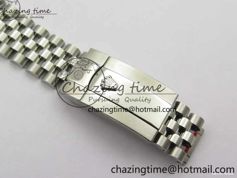 0125 WeatherProof Oyster Perpetual 41mm 124300 BP Maker Best Edition Silver Dial on SS Jubilee Bracelet A 2639